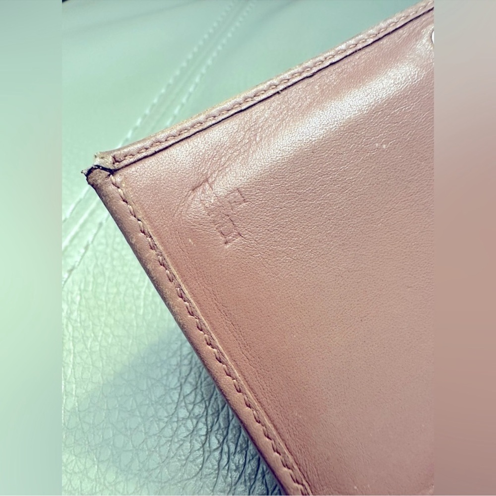 FENDI Vintage Leather and Woven FF Print Medium Wallet. Tan & Brown - Picture 7 of 16